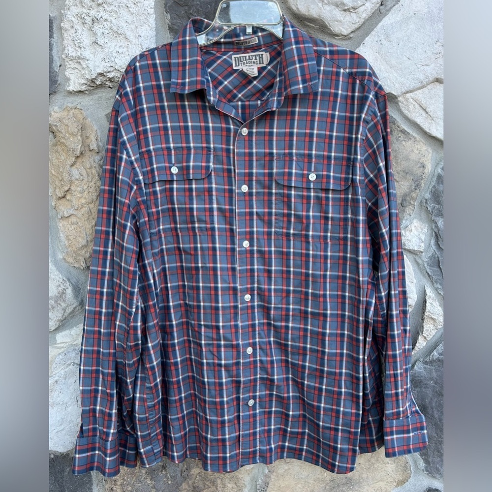 Duluth Trading Untucked Button Up Shirt Sz XL Plaid Lightweight Workwear Utility